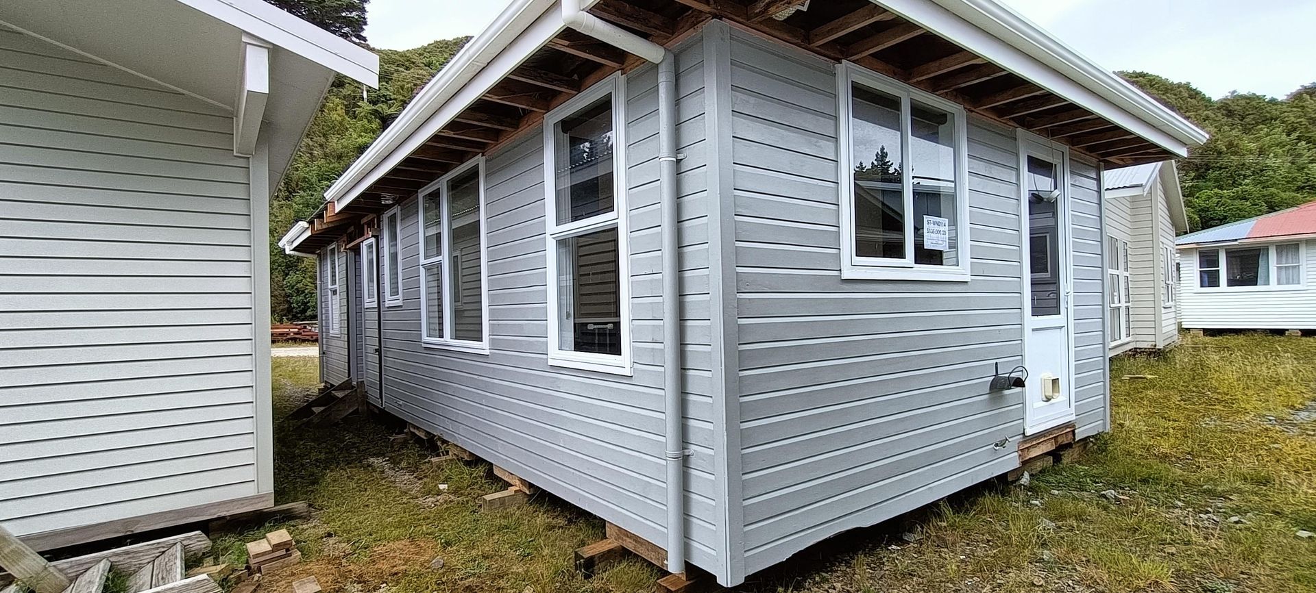 WN0114 - Tidy 2-bedroom house