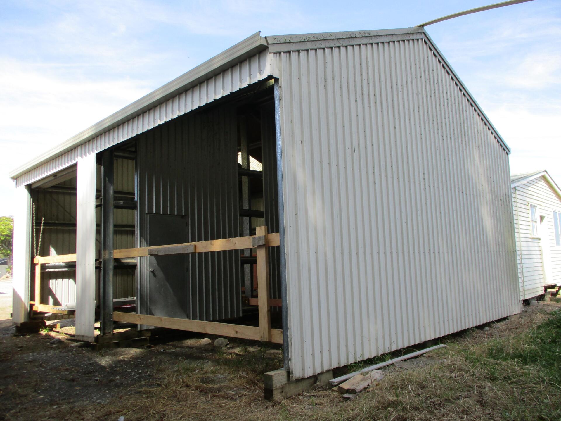 WN487 - Garage/shed