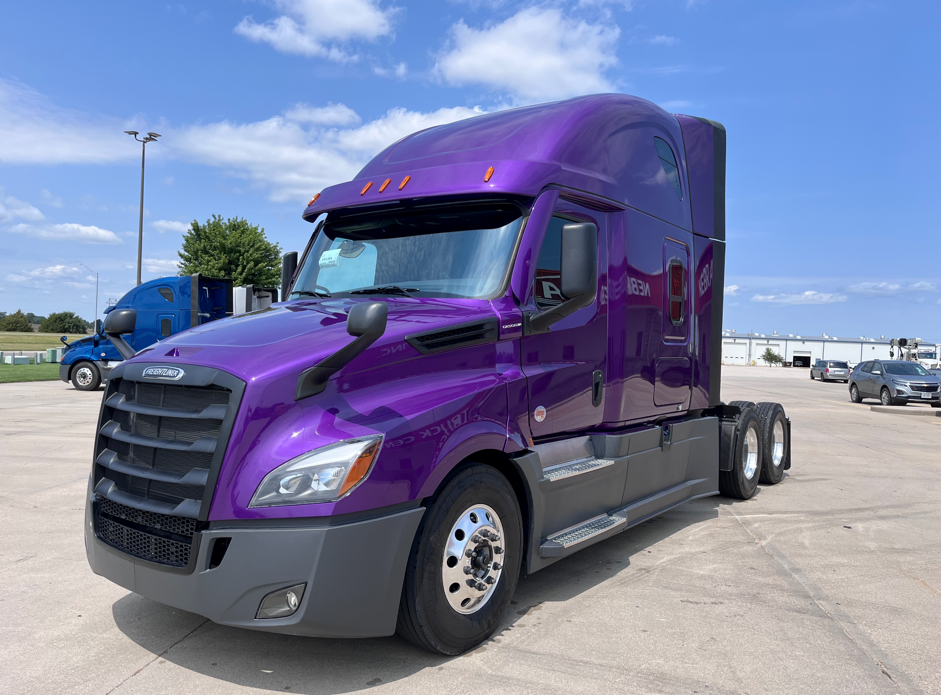 2025 Freightliner Cascadia 126