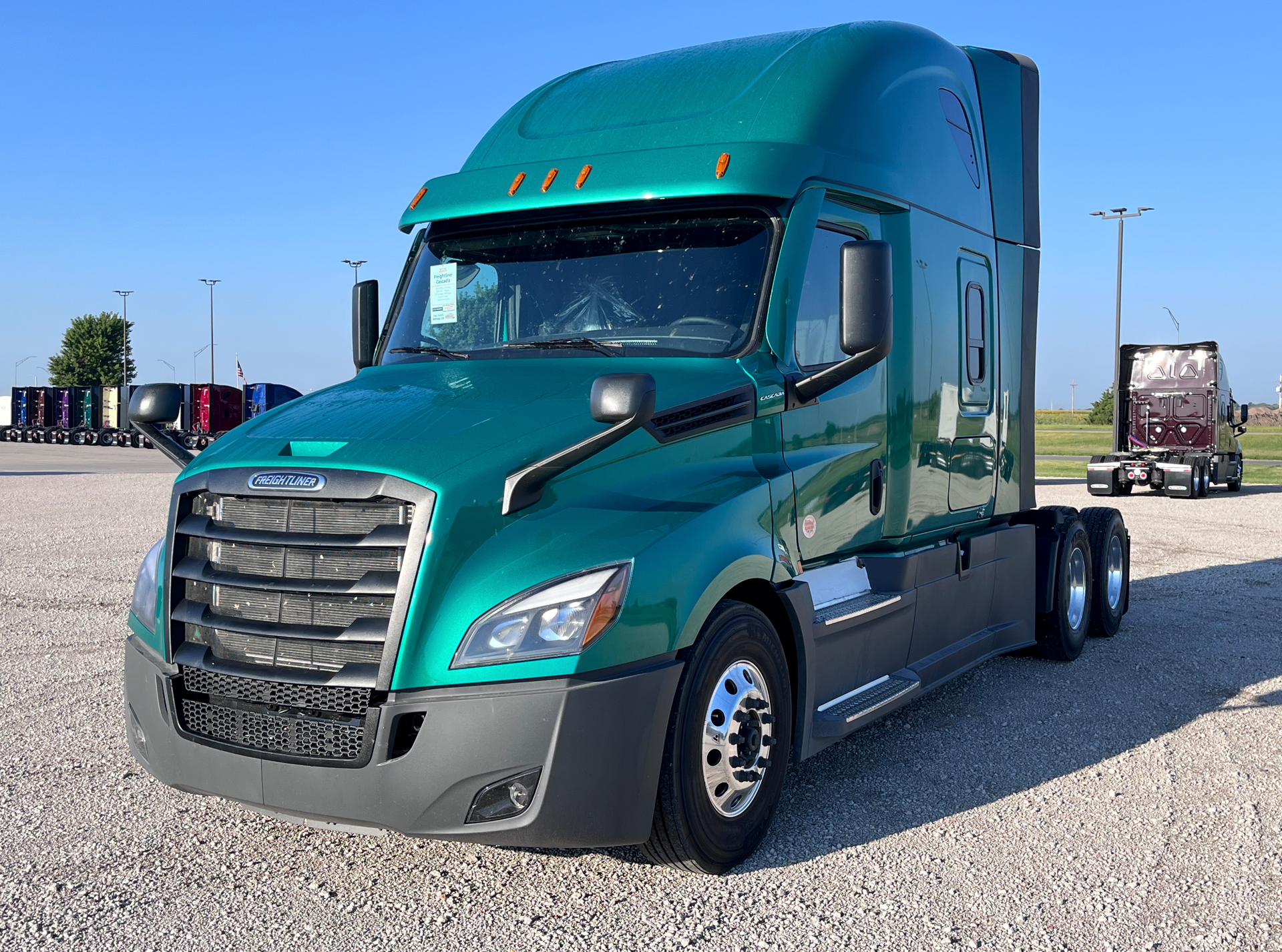 2025 Freightliner Cascadia 126