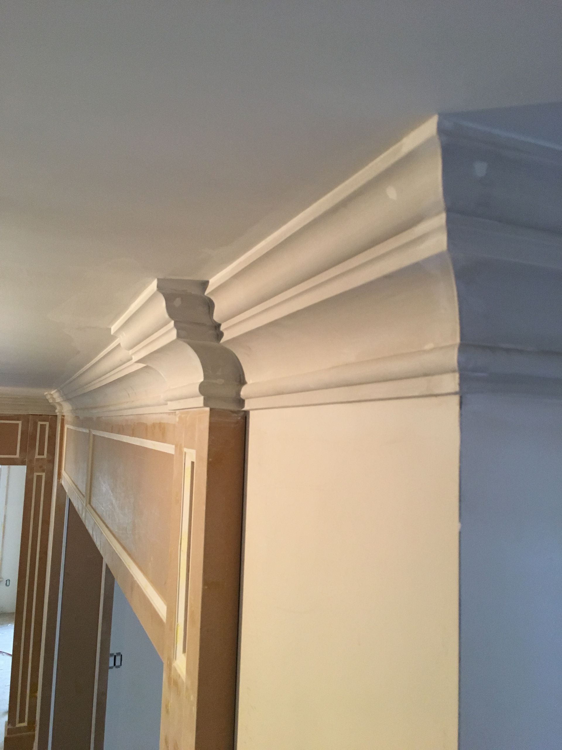 crown moulding