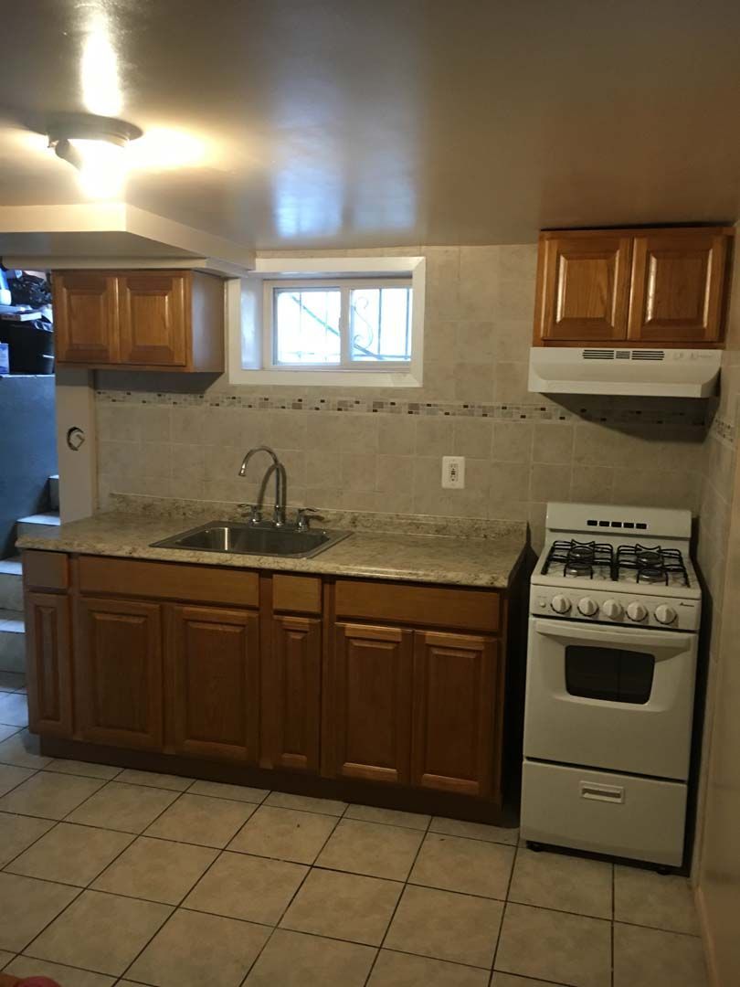 Classic Small Kitchenette