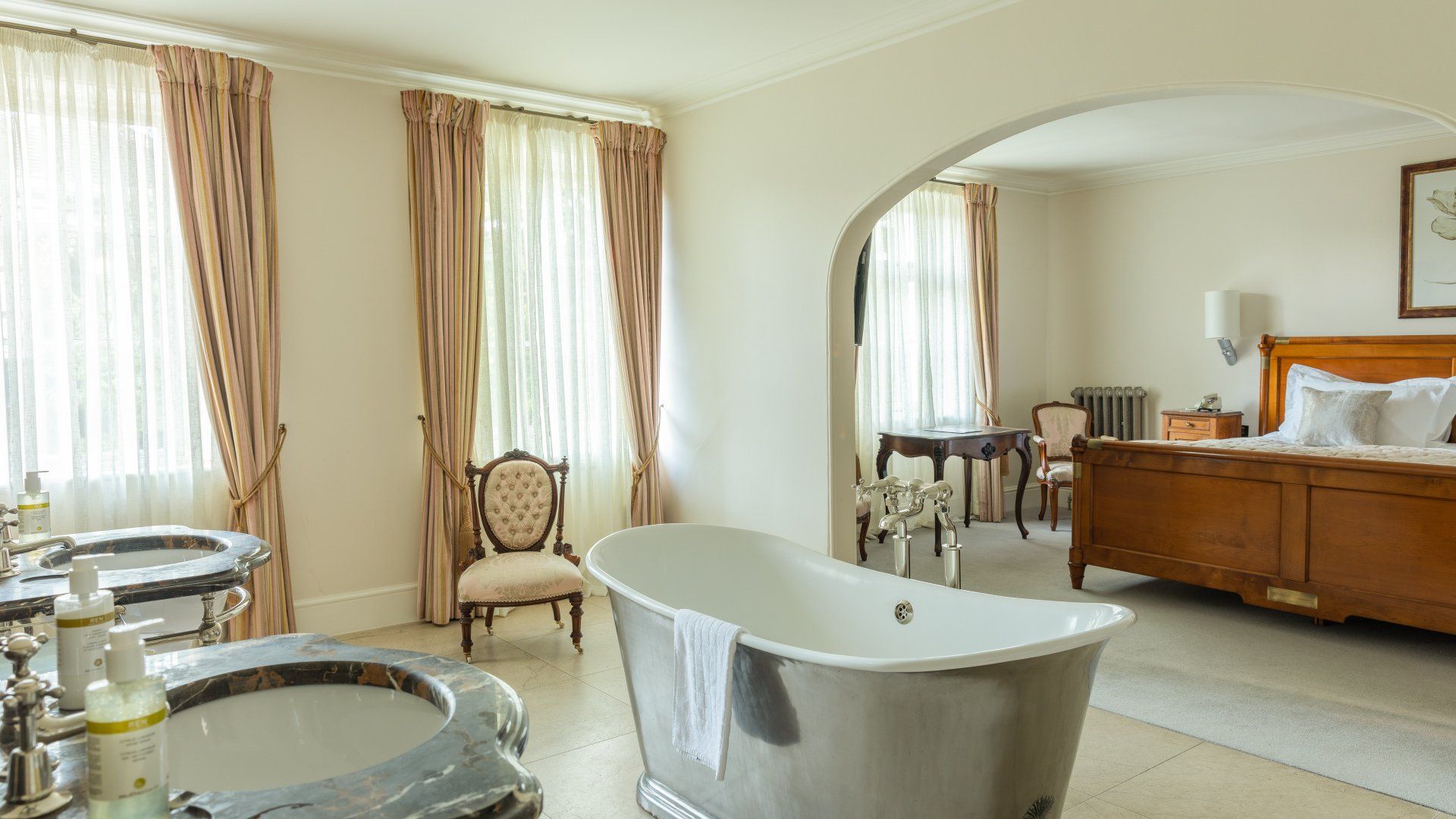 The Bedrooms of Southernhay House, Exeter