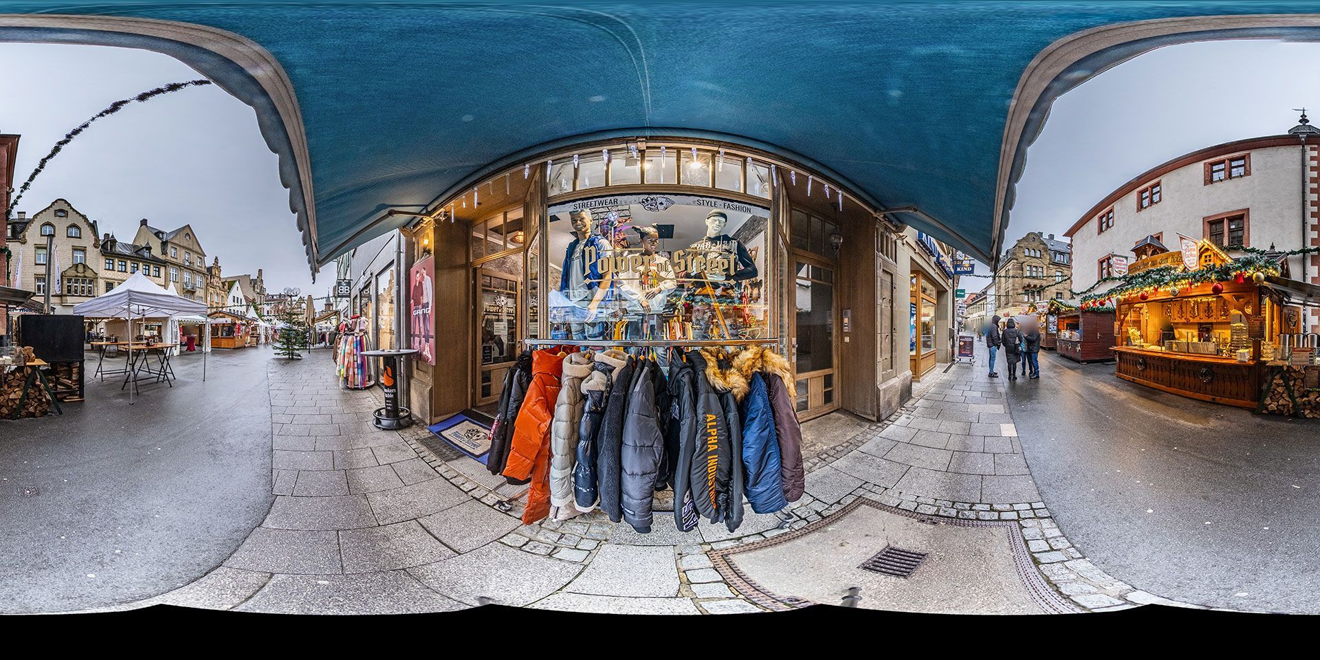 Der Eingang unseres Ladens am Marktplatz 7 in Bad Kissingen