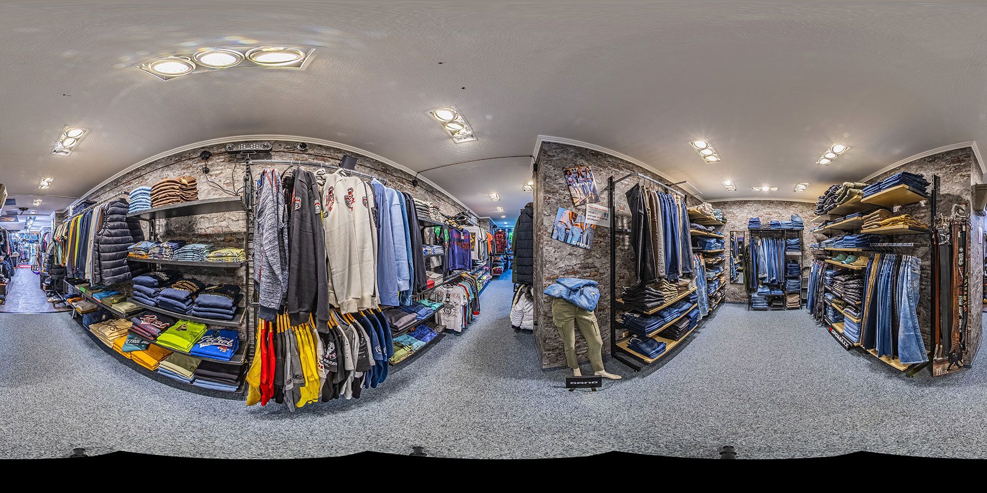 Blick in unseren Laden am Marktplatz 7 in Bad Kissingen