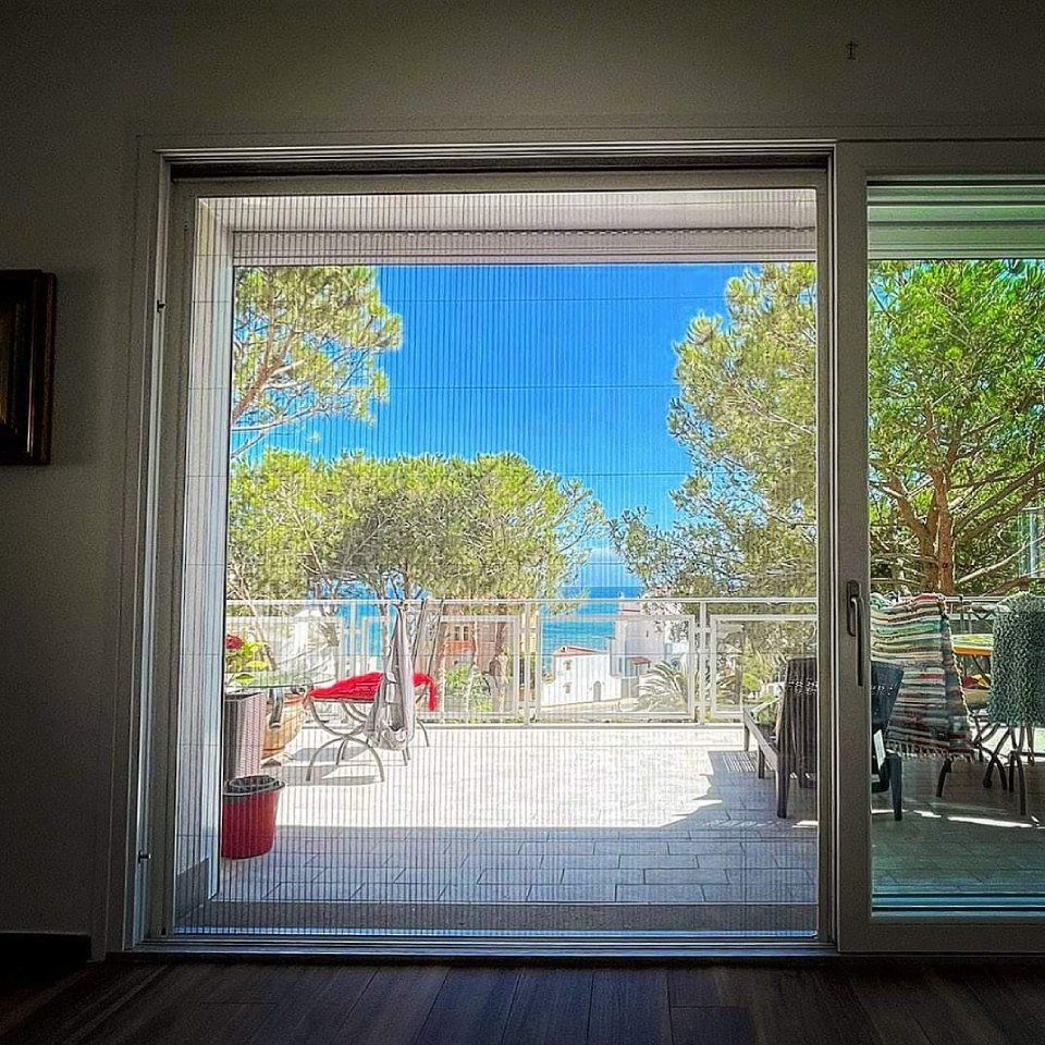 zanzariere per finestre a roma