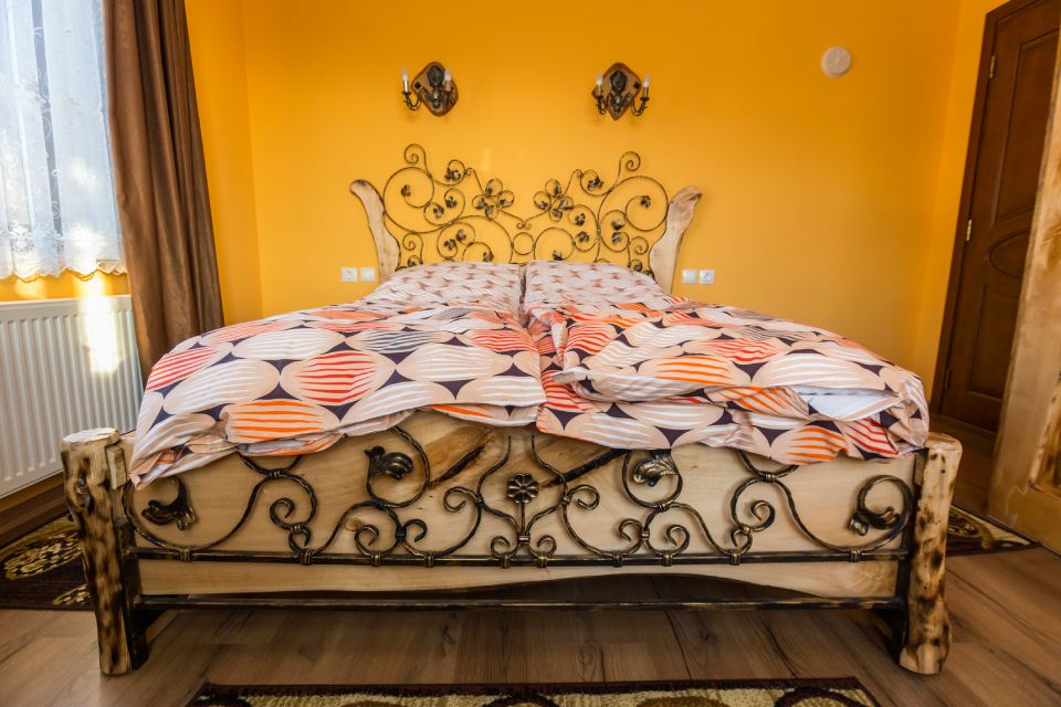 testate letti in ferro battuto roma