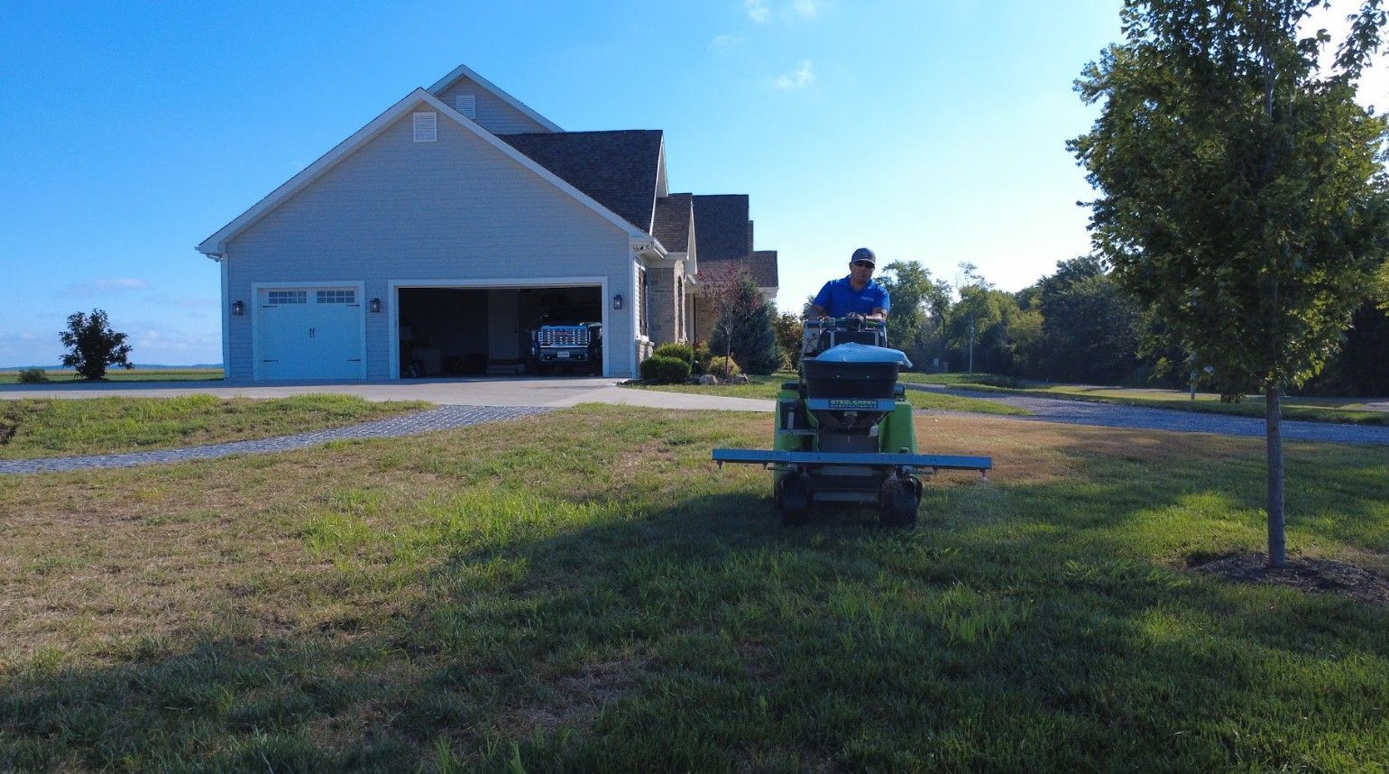 Lawn turf builder| St.Charles MO | Hackmann Lawn & Landscape