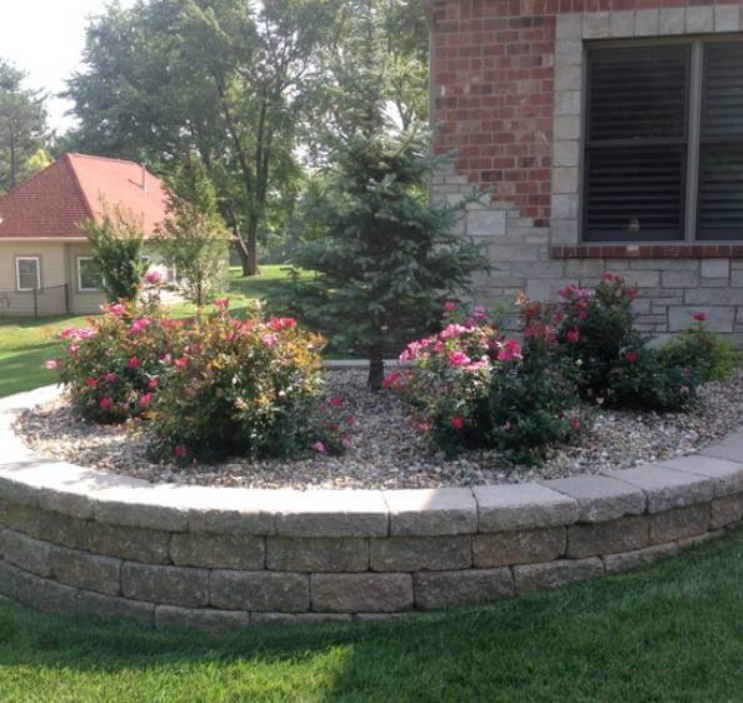 Paver Wall| St.Charles MO | Hackmann Lawn & Landscape