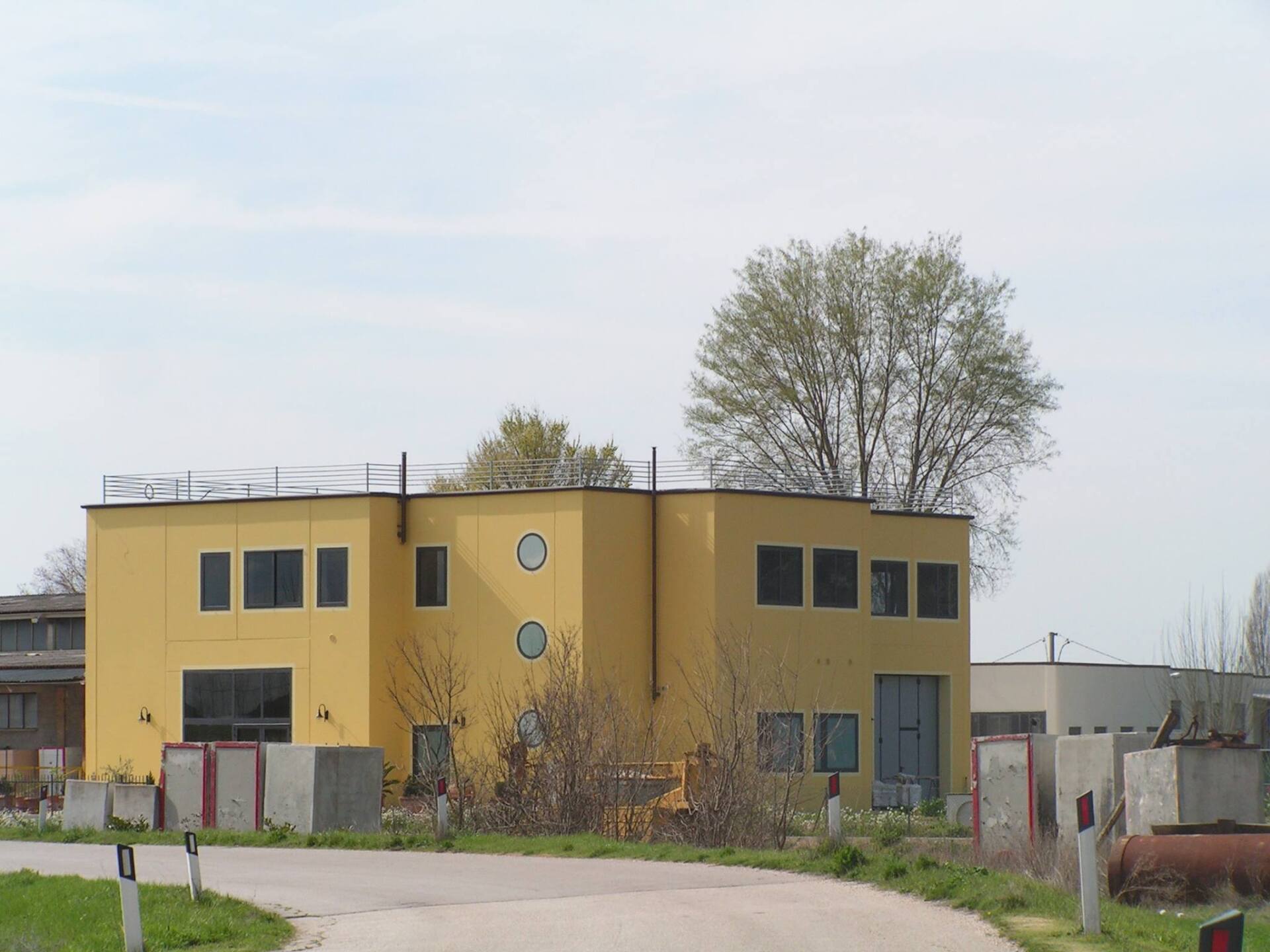 locale industriale prefabbricato