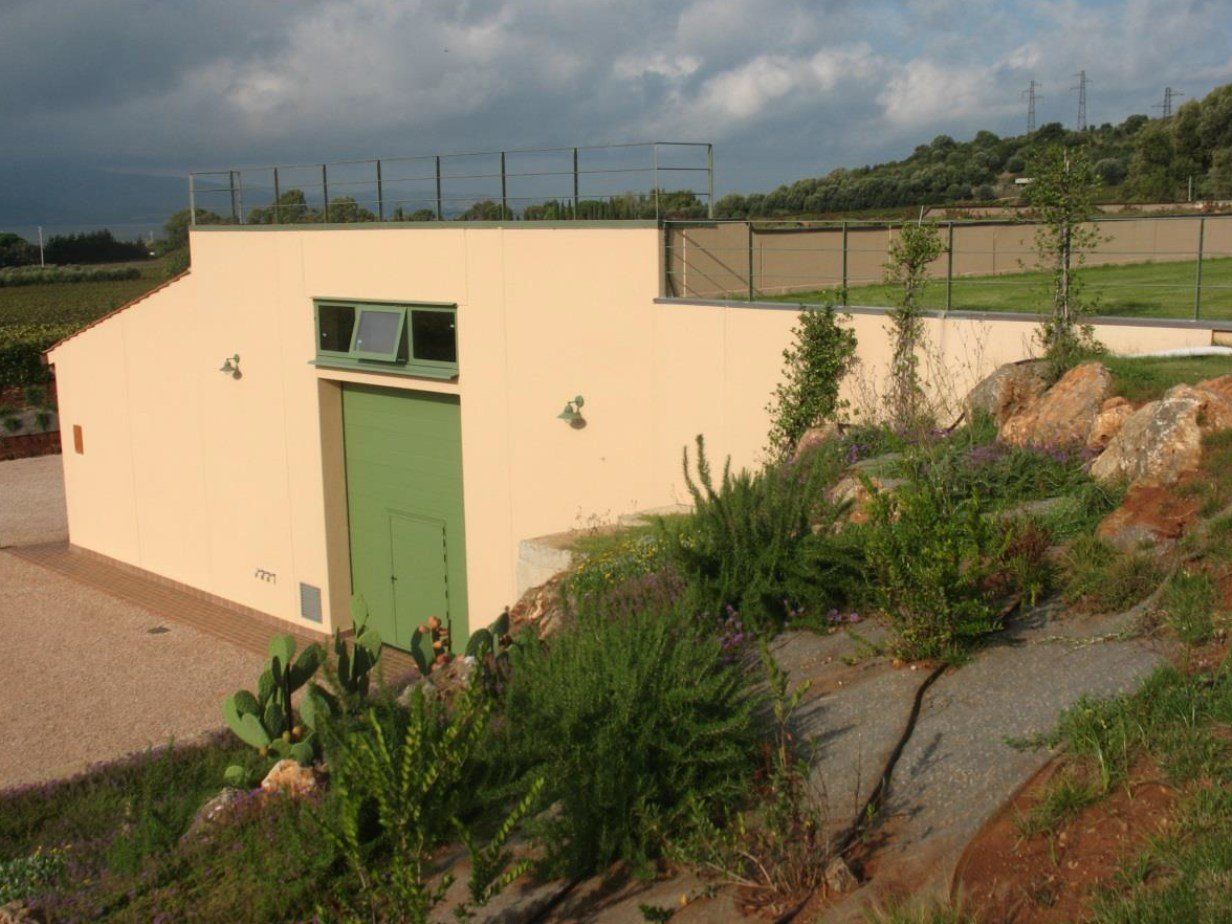 esterni edificio in cemento