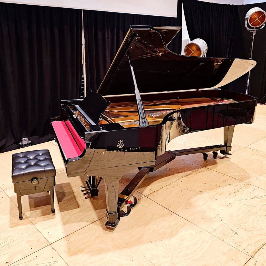 professional piano moving Sydney