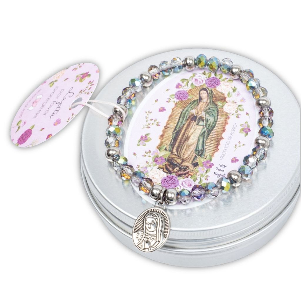 Pulsera de cuentas de plata con dije de Virgen María en lata de plata, etiqueta de regalo.