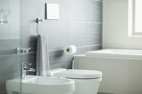 A Bathroom – Coral Springs, FL – Moody Plumbing Inc.