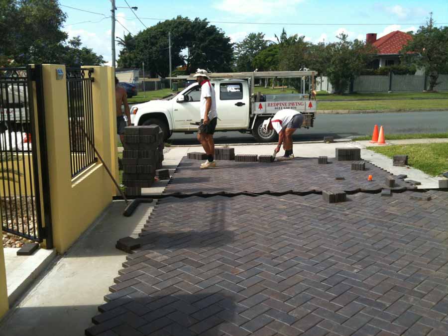 paving worker