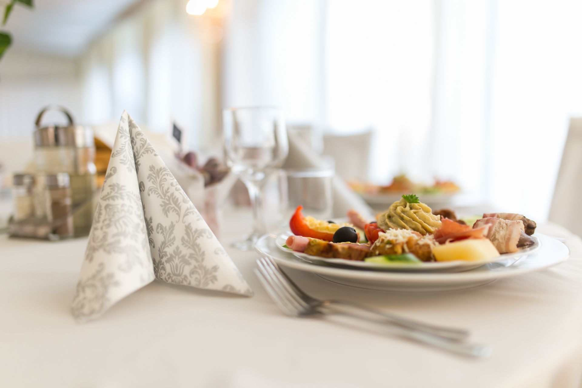 wedding table decoration.