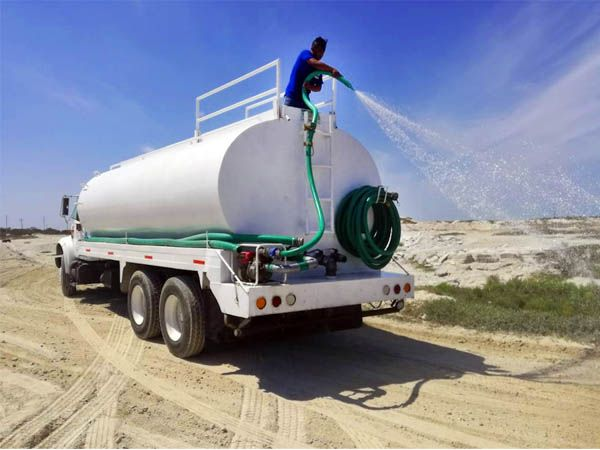 PIPAS DE AGUA ROGELIO TÉLLEZ