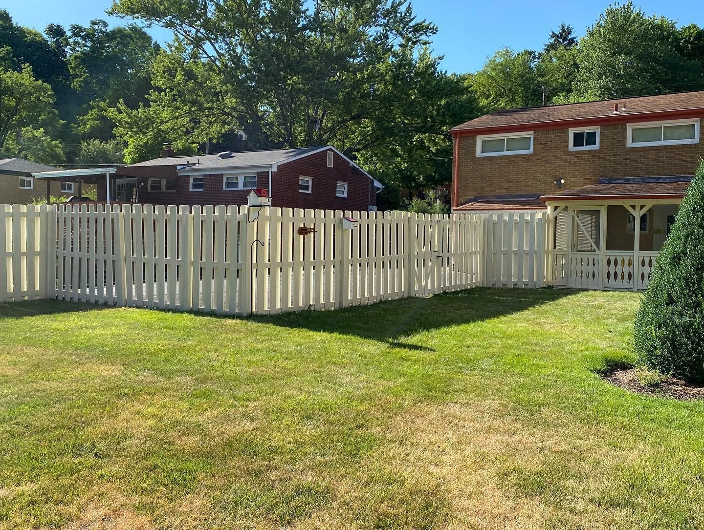 fence painted by Obringers