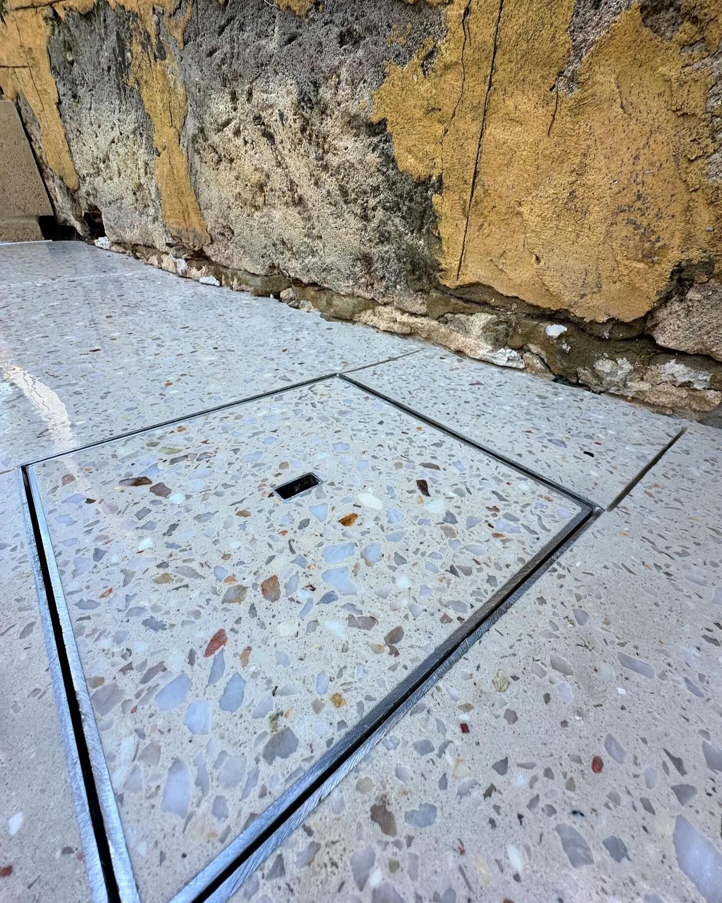 Honed concrete pool surround skimmer box lid