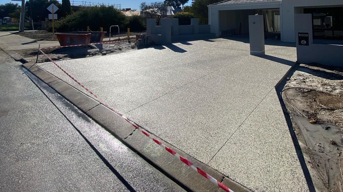 Exposed Aggregate Concrete Driveway for renovation of a Perth home