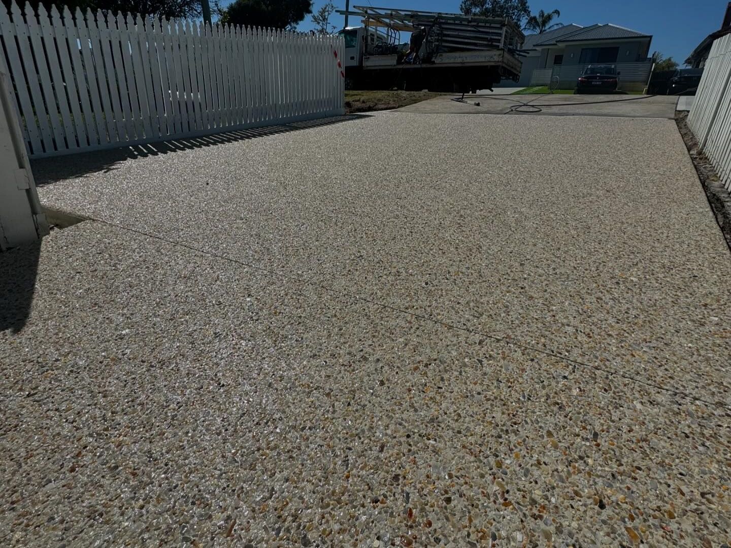 magnolia concrete mix for driveway in exposed aggregate finish