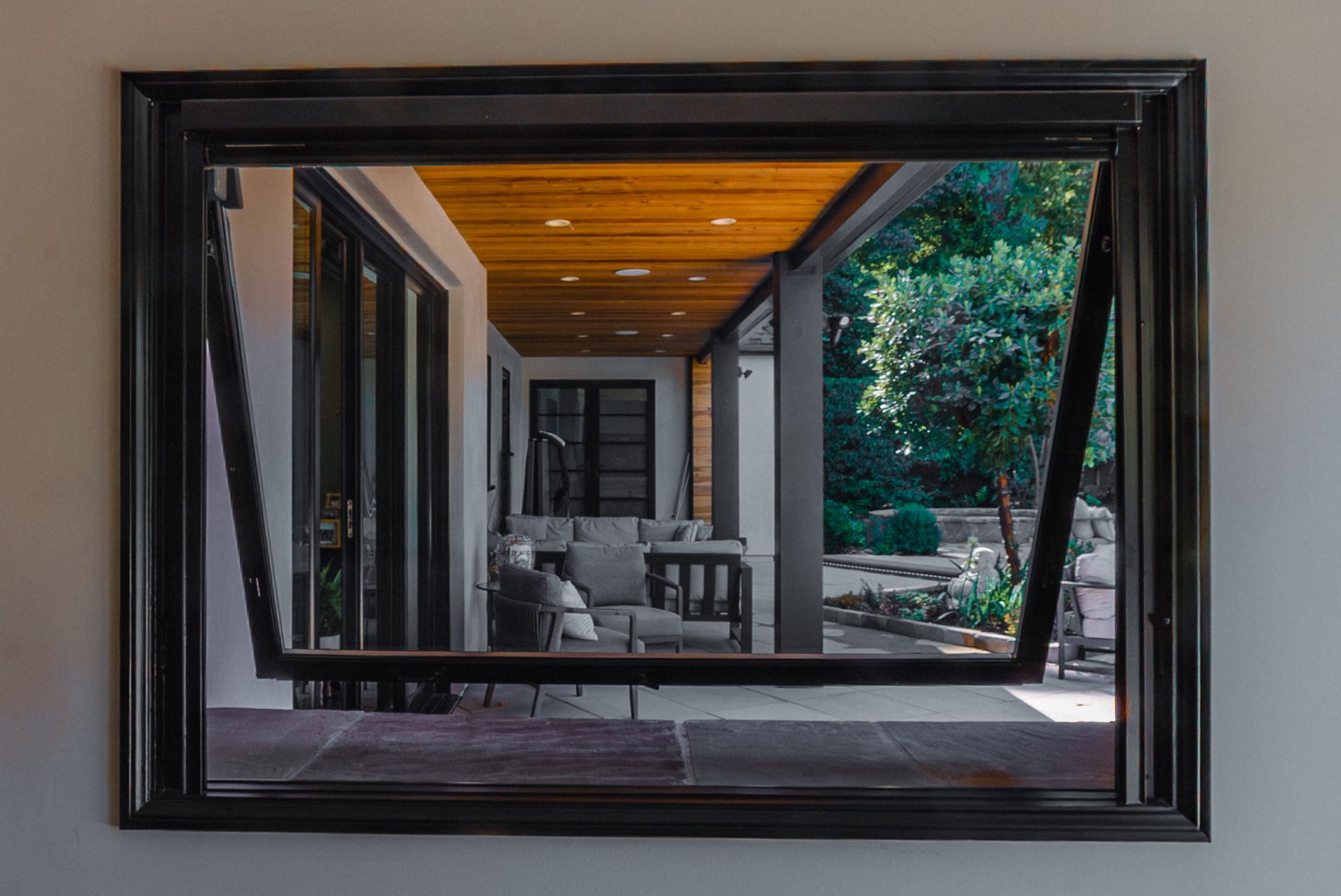 window sreen in los angeles california