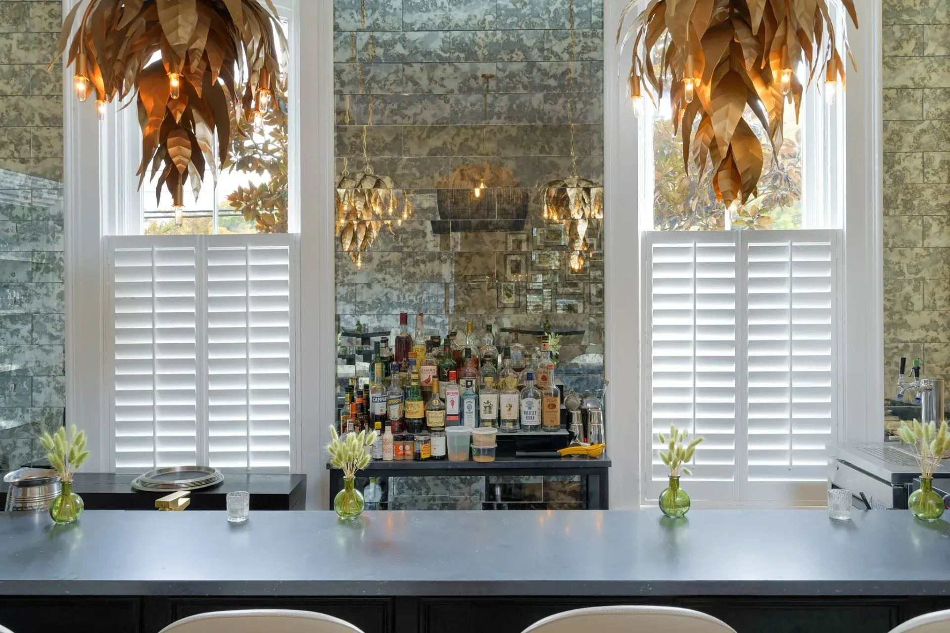 RETREACTABLE SCREEN DOORS