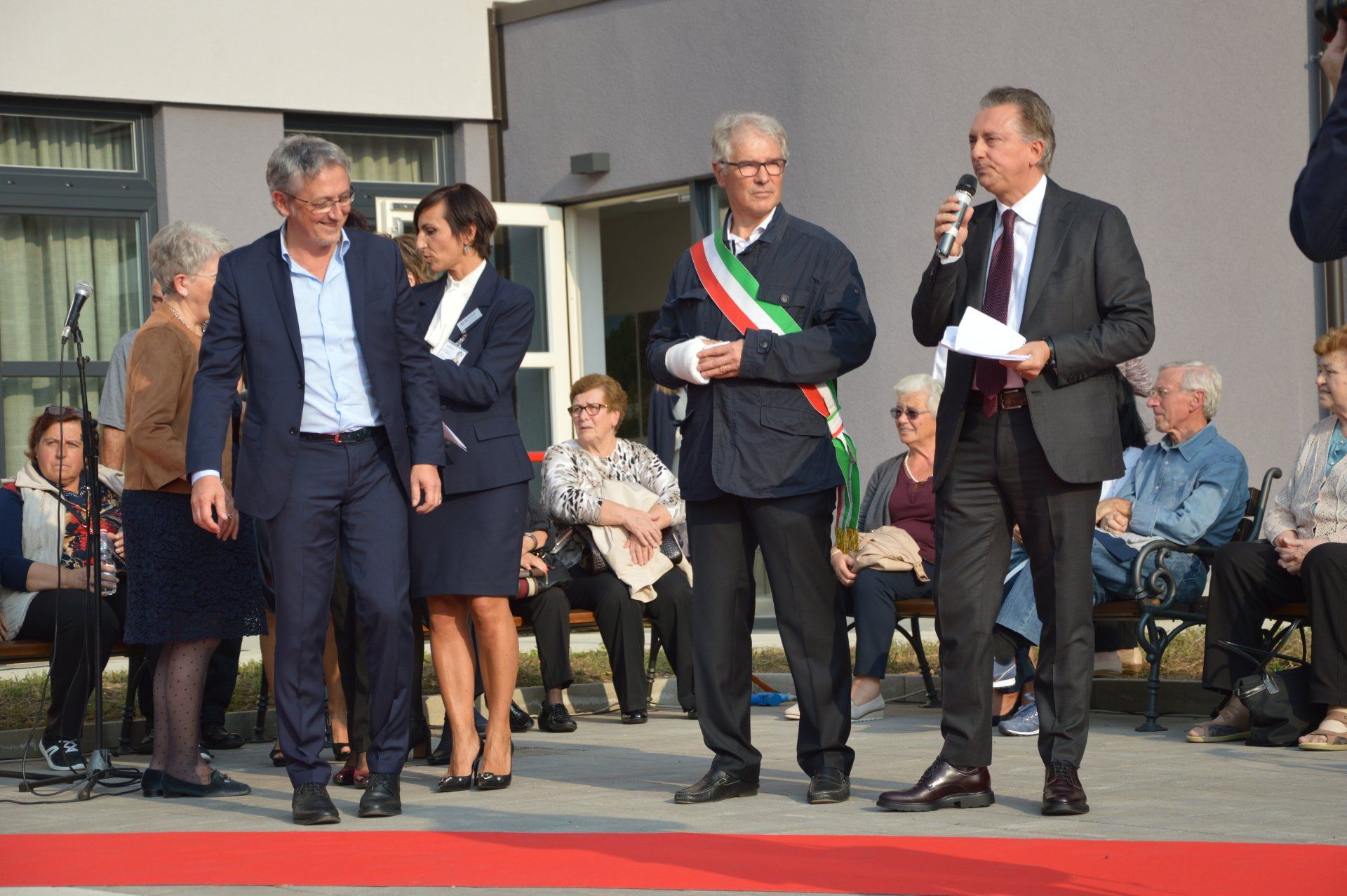 inaugurazione del centro anziani