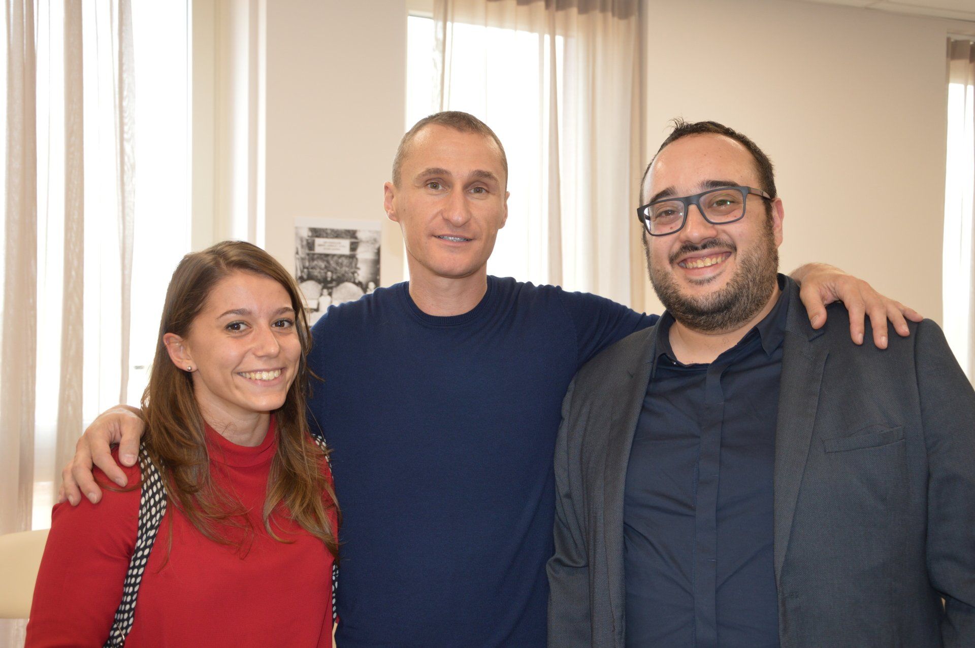 invitati durante la giornata di apertura del centro anziani