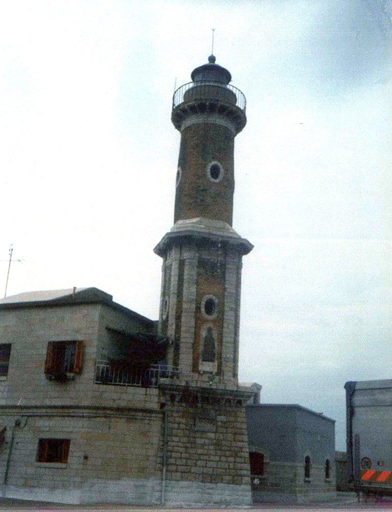 Faro Napoleonico - Porto di Barletta