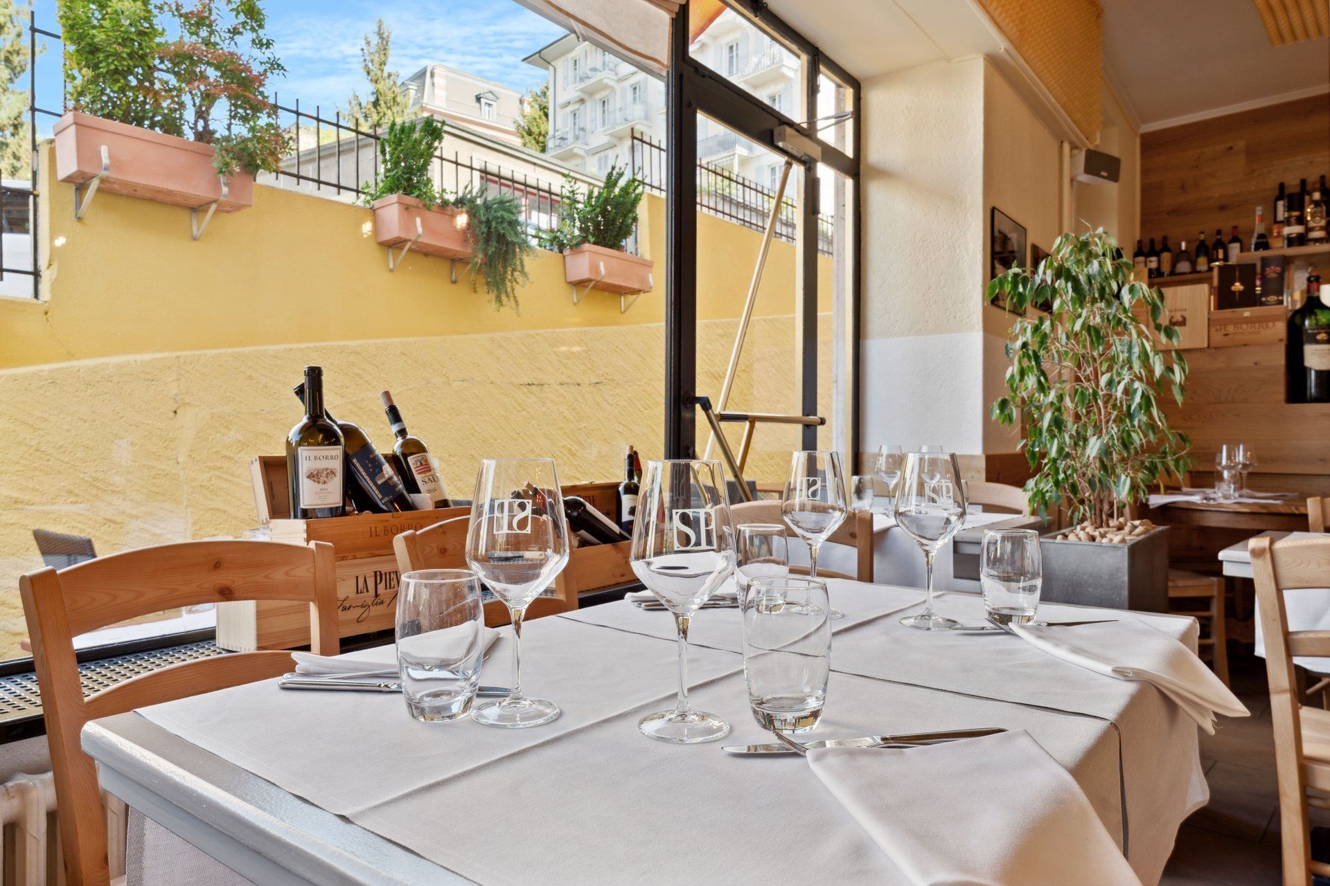 Table St paul lausanne