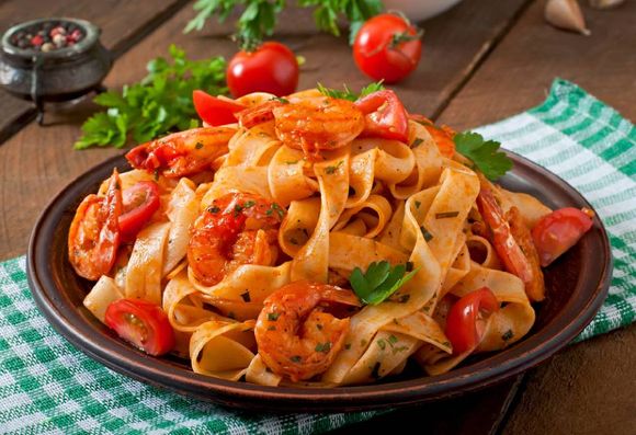 pasta with cherry tomatoes