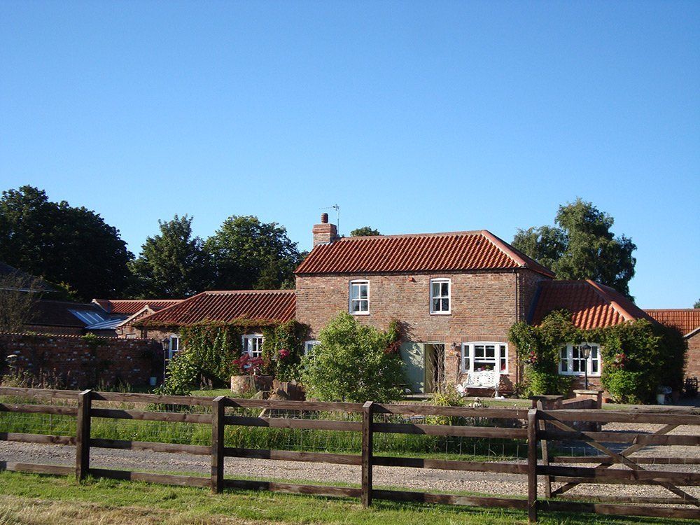 Jockhedge Holiday Cottages - Barn Cottage