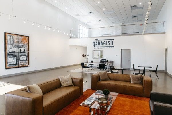 The Garagisti's Lobby