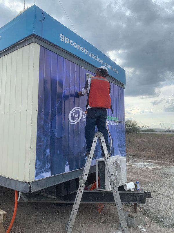 GRÁFICA SIETE- PONTE EN CONTACTO CON NOSOTROS GRÁFICA SIETE- PONTE EN CONTACTO CON NOSOTROS