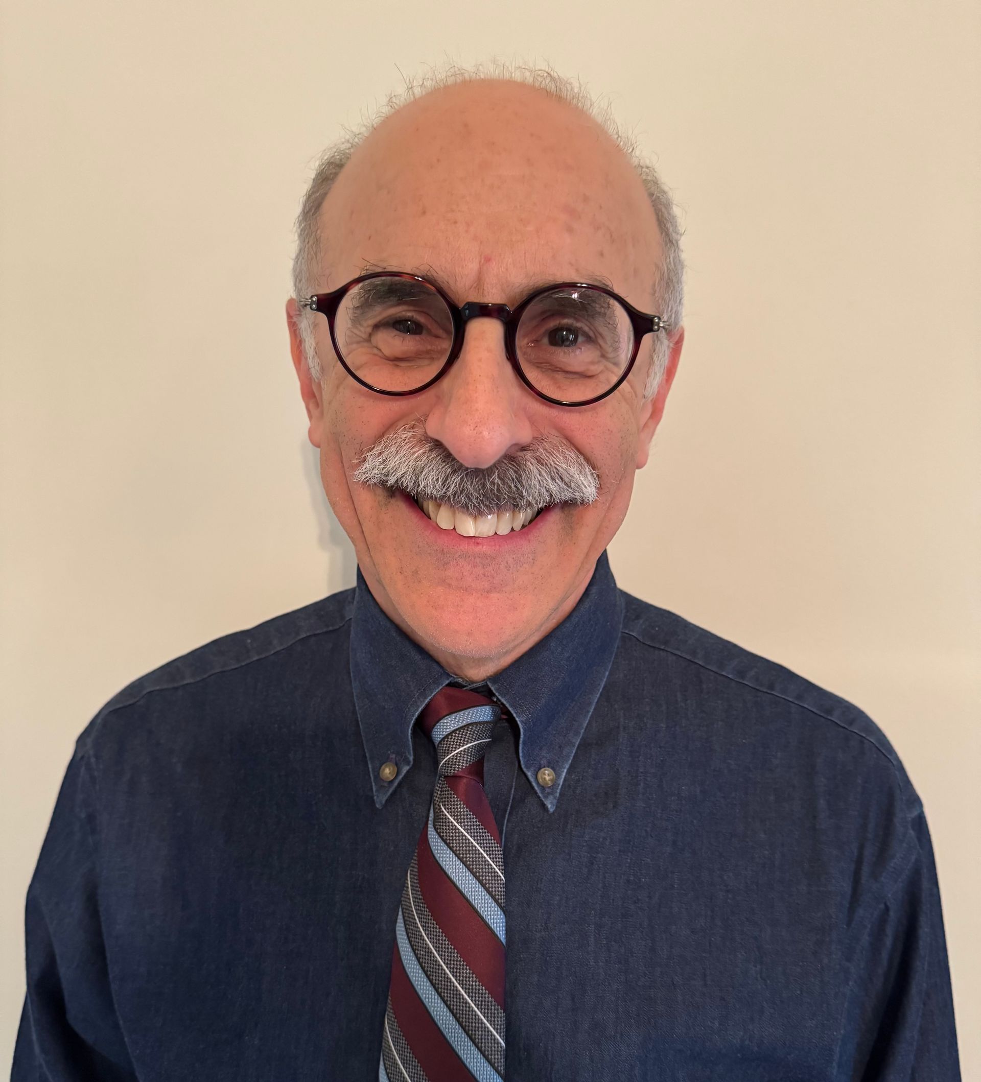 Daniel Levine, M.D. - Headshot