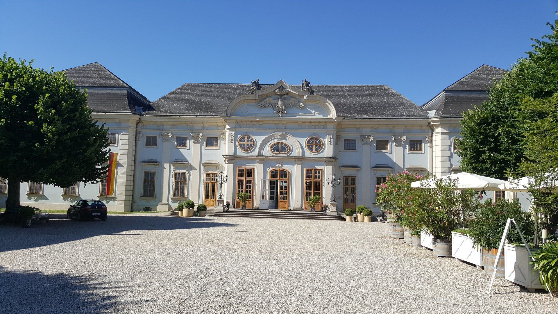 Schloss Halbturn Gebäude