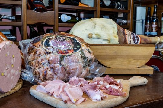 prosciutti artigianali