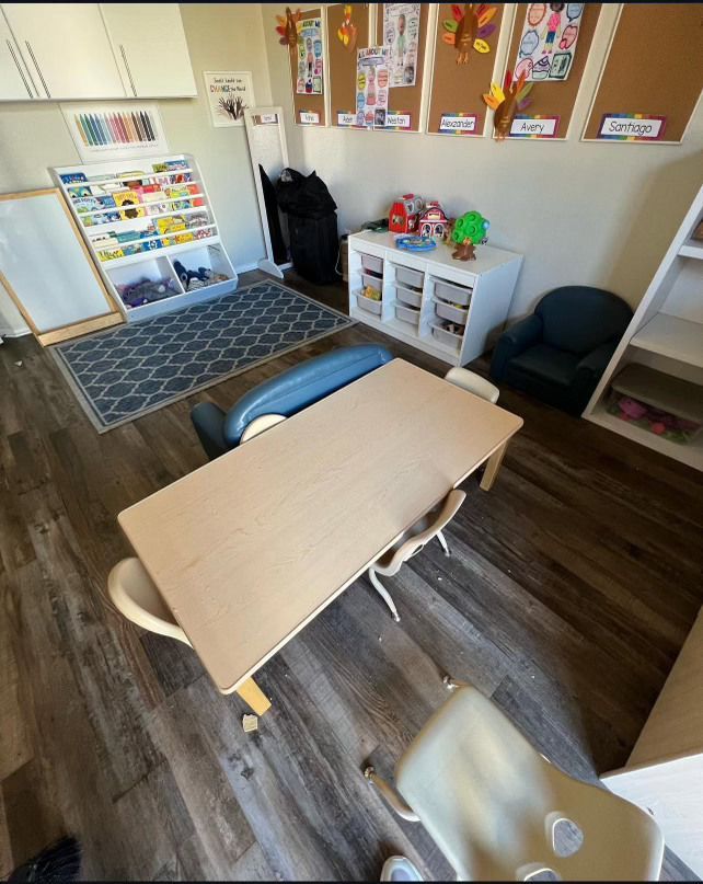 A big clean class room that is been well organized in Coachella Valley, CA