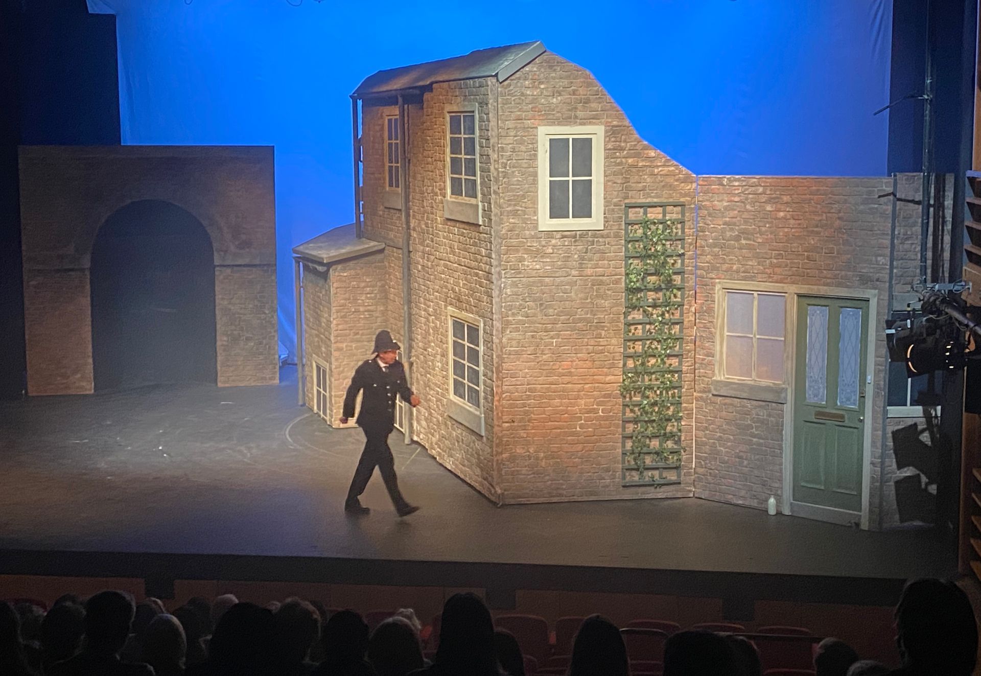 lady killers exterior revolve scene