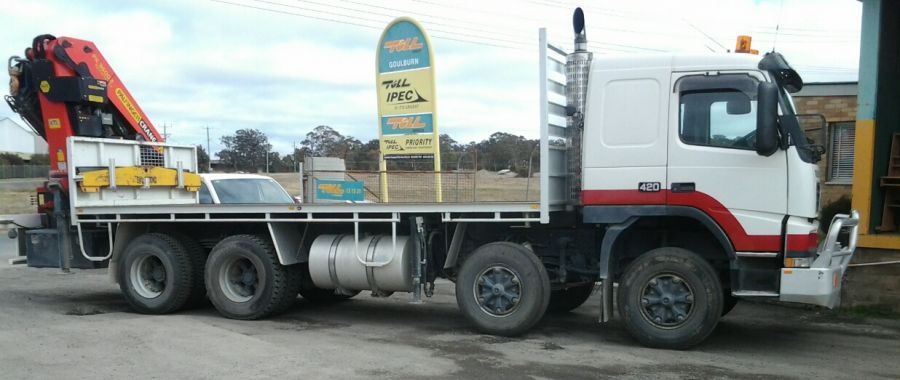 Mobile crane from a crane hire in Goulburn