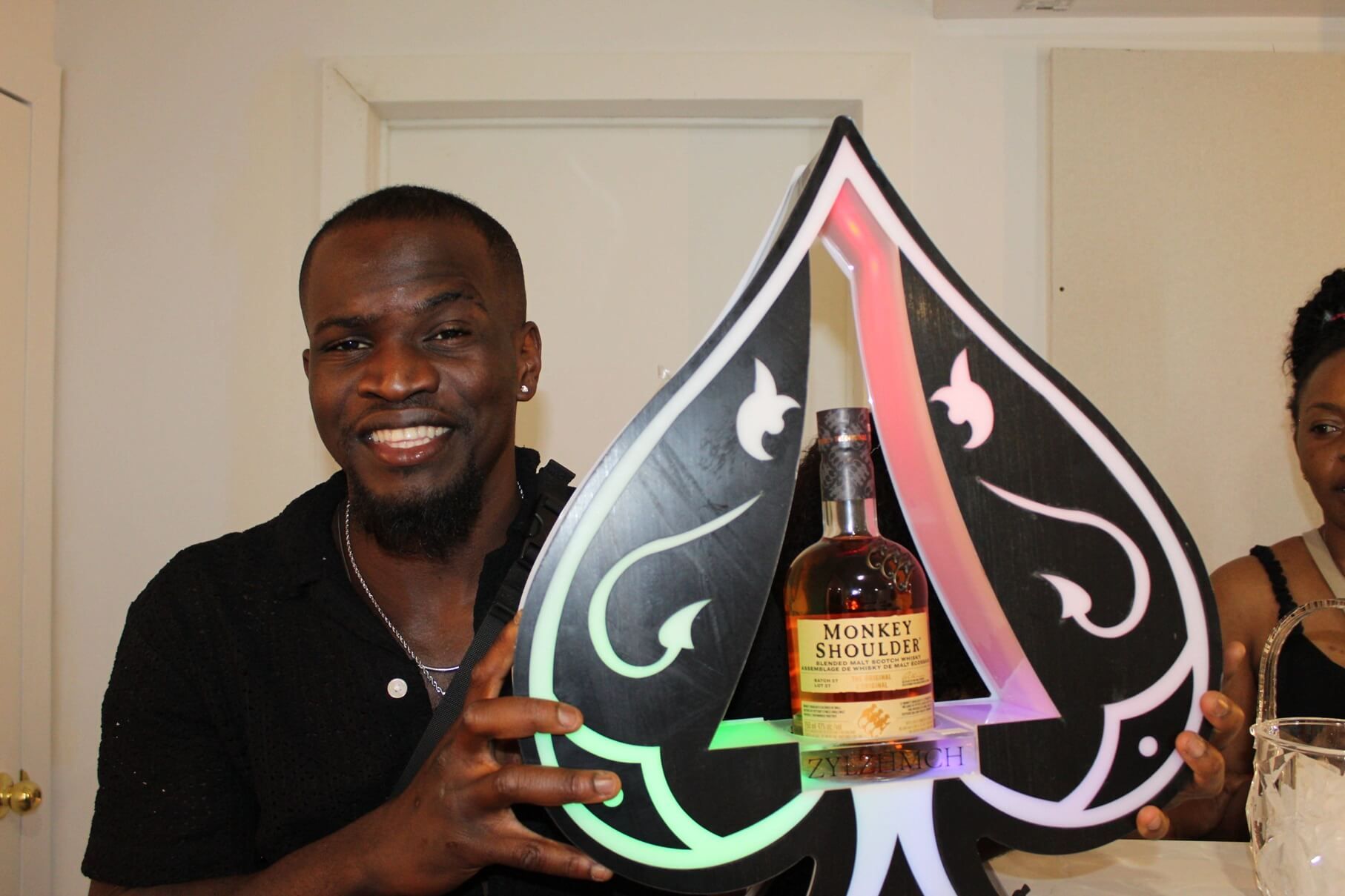 Les Ambassades - Resto Bar Lounge Montréal