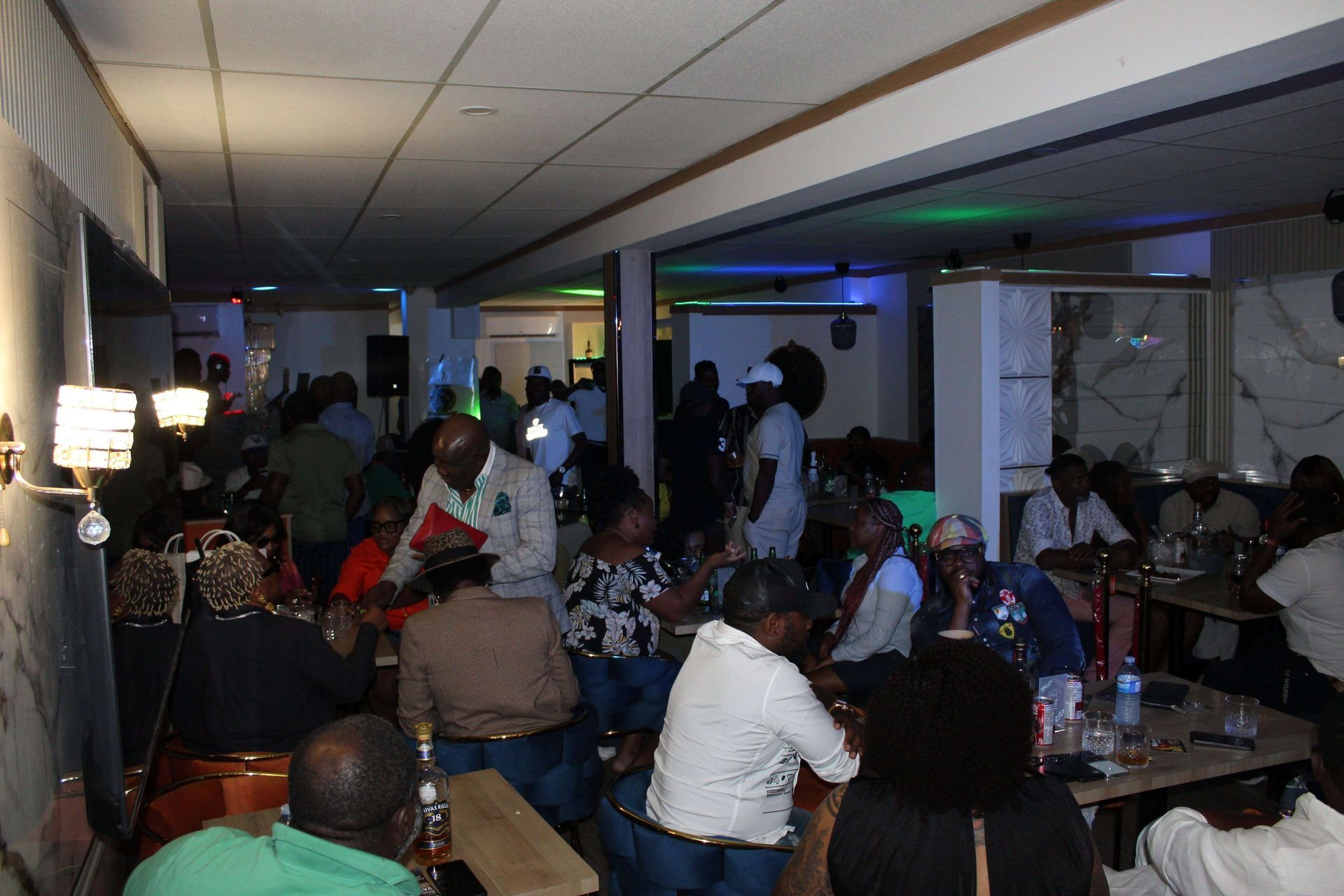 Les Ambassades - Resto SnackBar Lounge Cote-Vertu