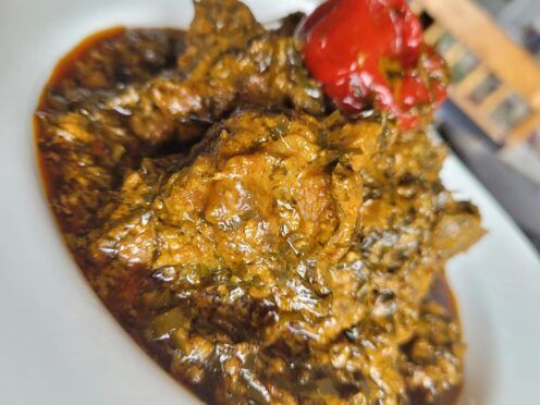 Cuisine camerounaise Okok salé