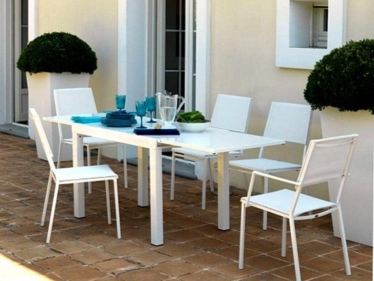Mobili da giardino bianchi a Bergamo