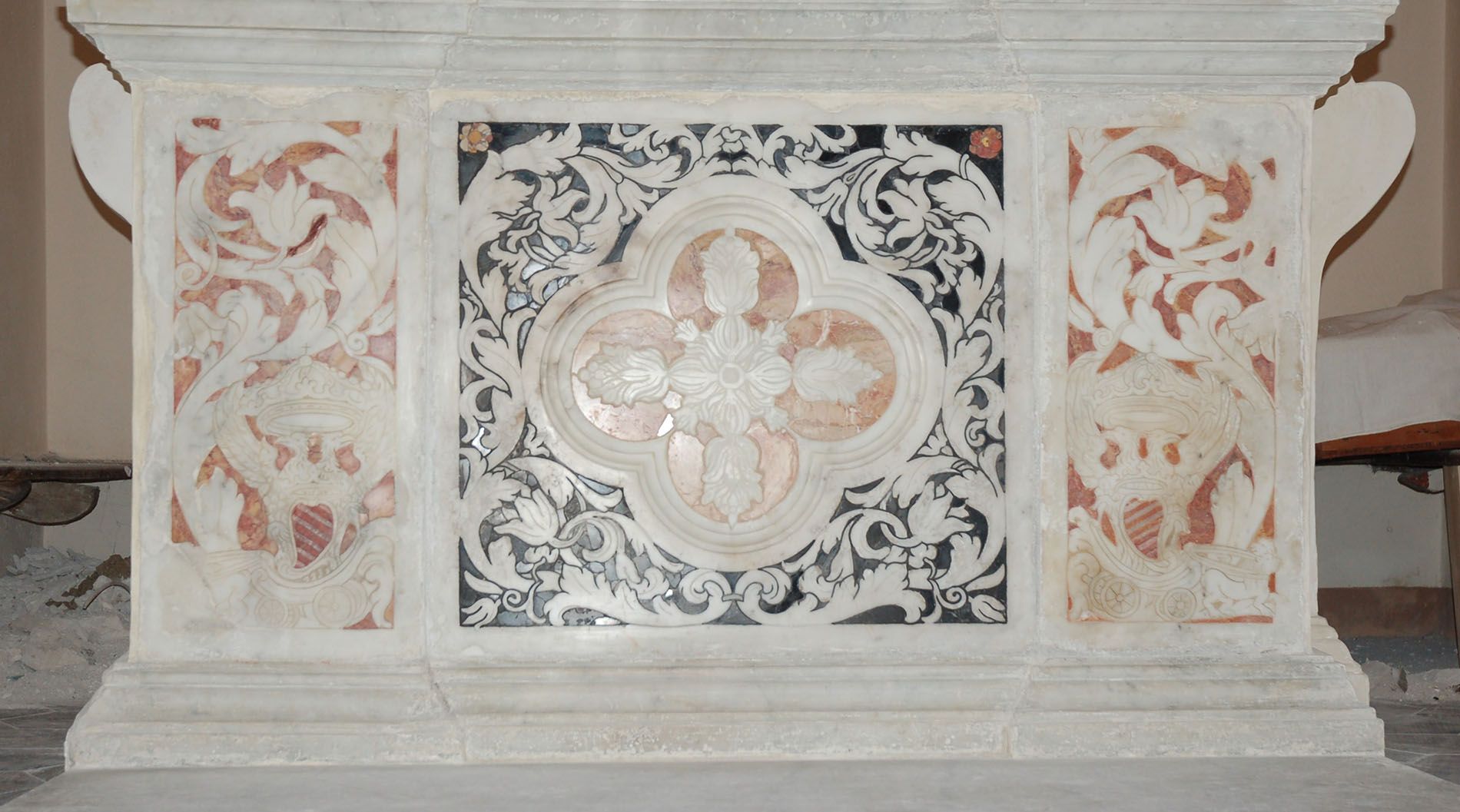 Restauro altare -  Cappella Sant'Antonio da Padova