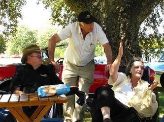 Deep Discussions at Angelas Picnic