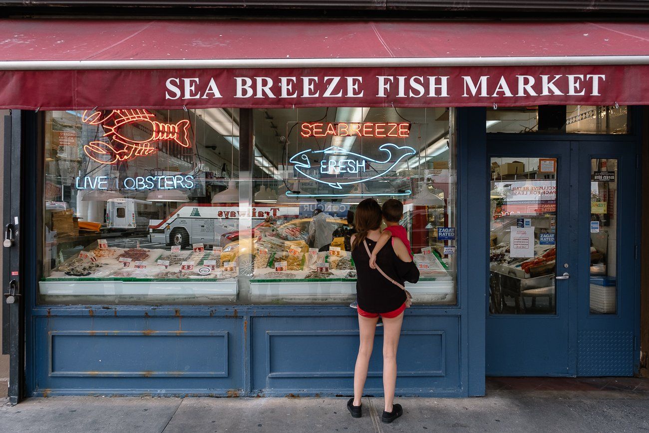 445 West 35th Seafood Market