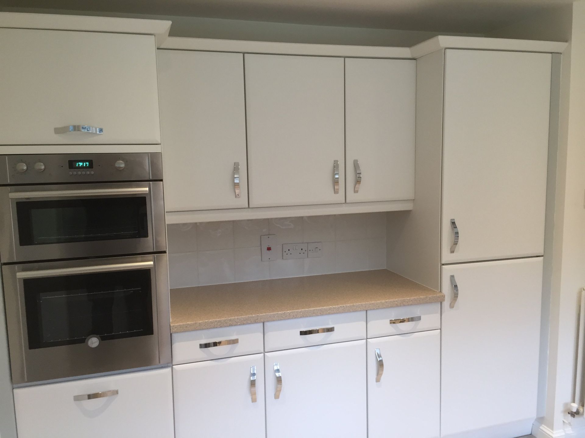 installed kitchen cabinets