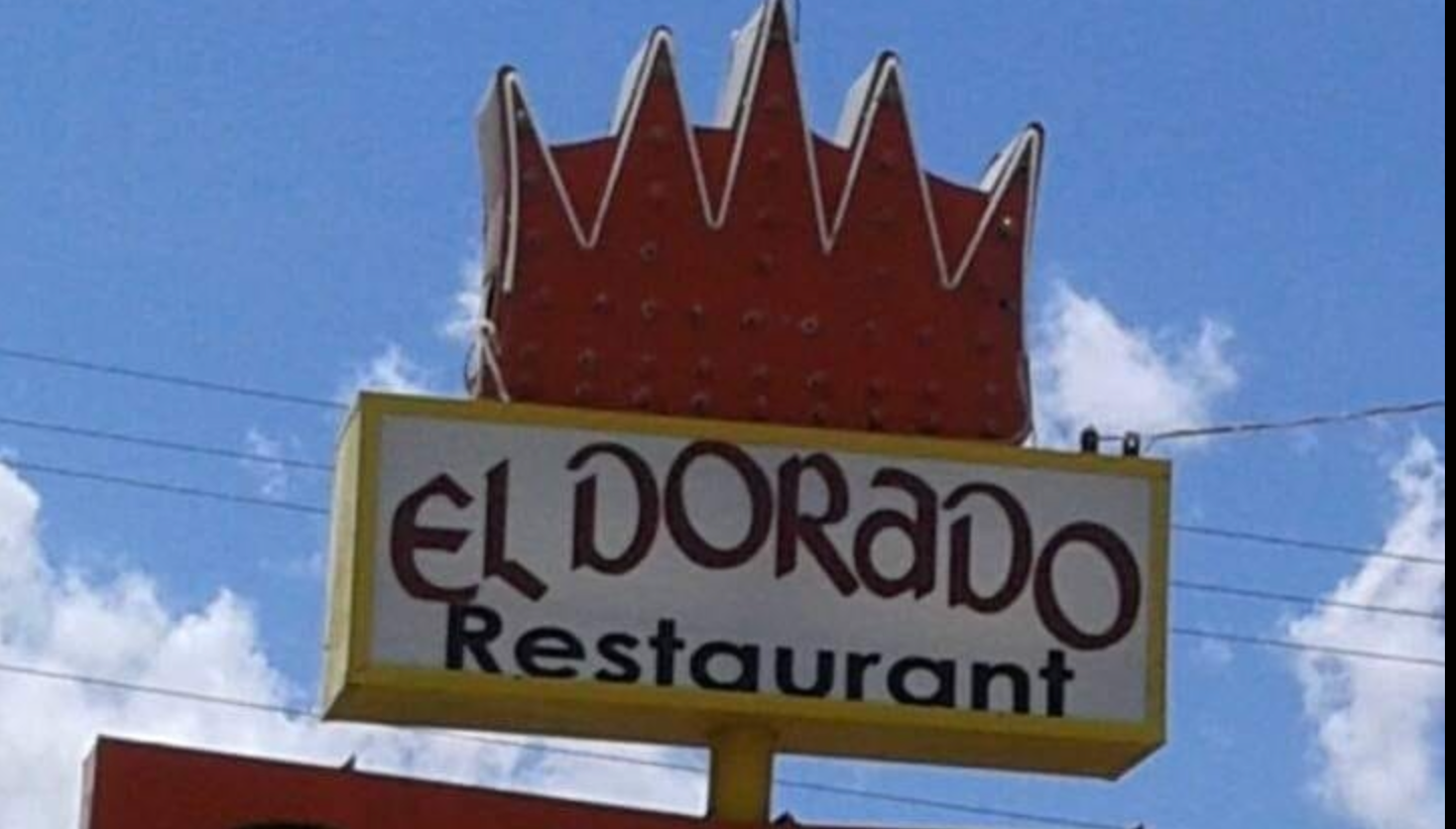 A picture of the subway logo on a white background.